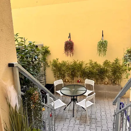 Διαμέρισμα Classy Private Garden By Wenceslas Square Πράγα