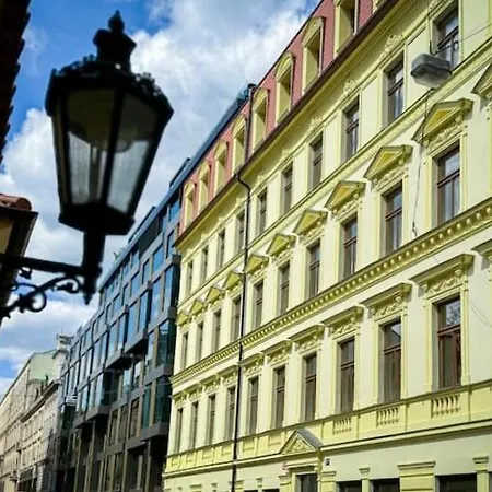 Classy Private Garden By Wenceslas Square *