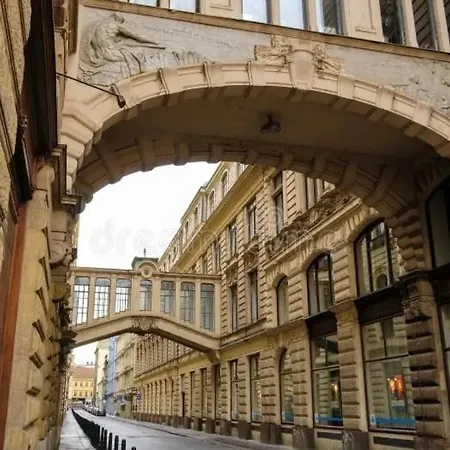 Classy Private Garden By Wenceslas Square *